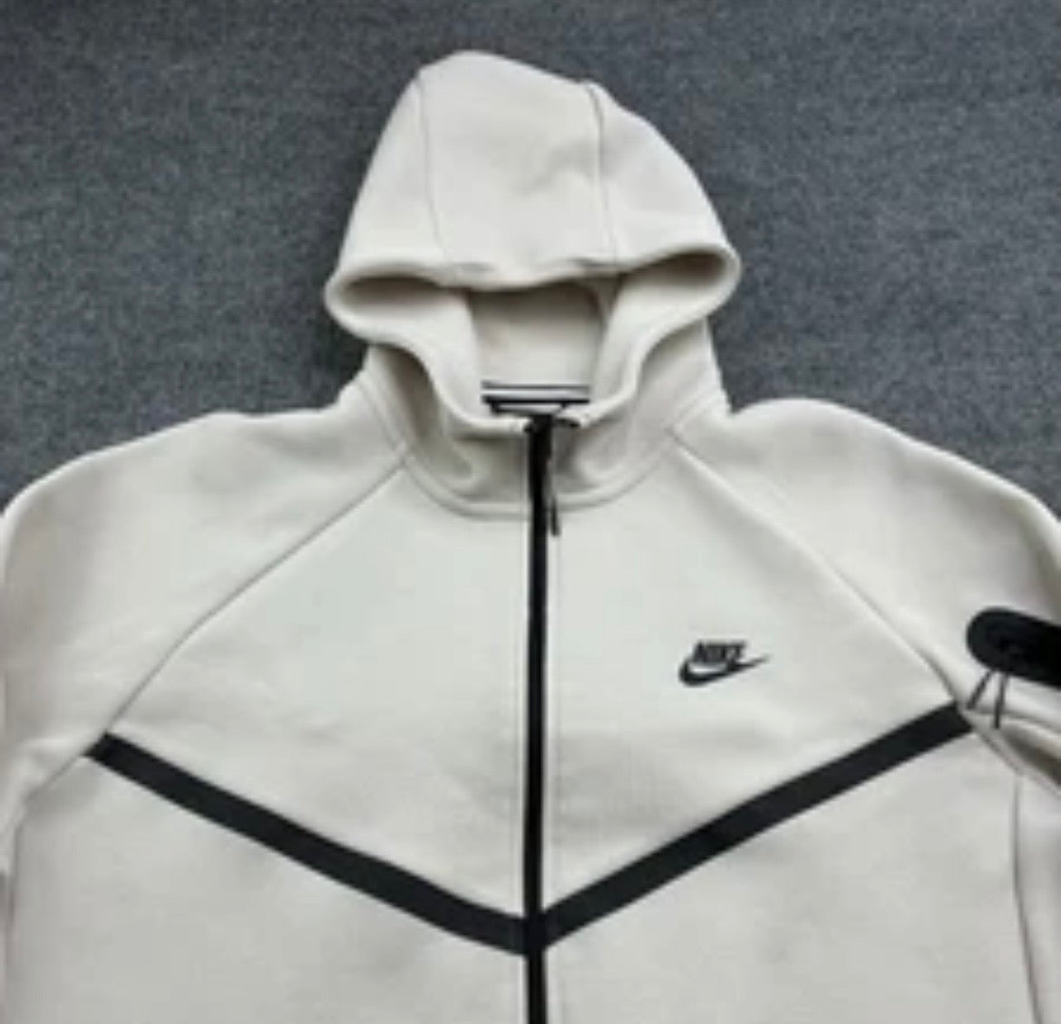 Nike Tech White
