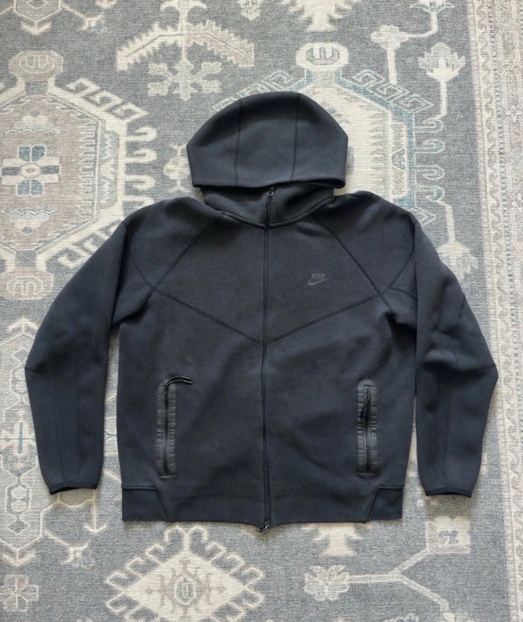 Nike Tech Fleece Tracksuit – Black